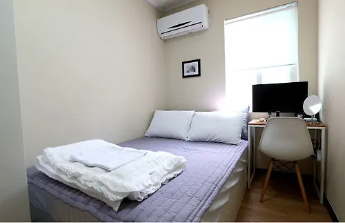 Hotel Seowon Guest House Gyeongbok Palace - Hostel Seoul