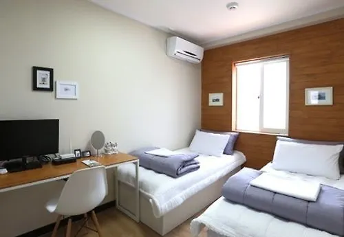 Seowon Guest House Gyeongbok Palace - Hostel Seoul Hotel